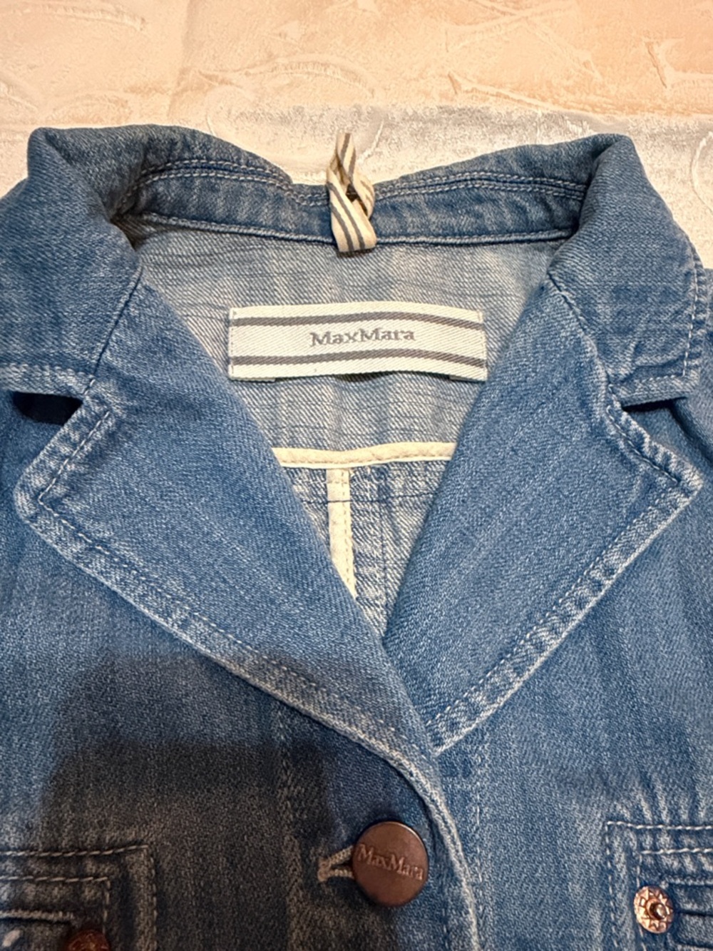 MaxMara Light Blue Denim Jacket with Button Front 8 - Picture 5 of 14